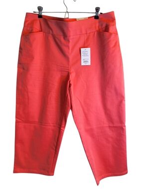 Croft & Barrow Bright Coral Women's Capri Pants NWT Sz 16